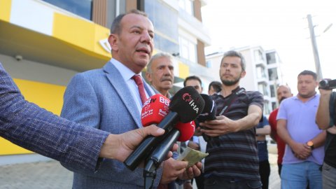 Bolu Belediye Başkanı Tanju Özcan, HDP Genel Merkezi'ne kına gönderdi: "HDP ile hesabım bitmeyecek"