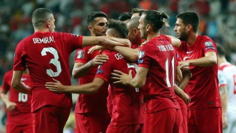 Türkiye'nin EURO 2024 yolundaki muhtemel rakipleri belli oldu