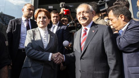 Kemal Kılıçdaroğlu ve Meral Akşener bir araya geldi!