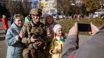 Rus güçlerinin çekildiği Herson'da Ukraynalılar için kutlama vakti