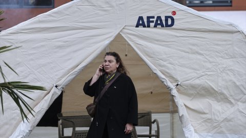 AFAD: "Düzce'de 5,9 büyüklüğündeki depremden sonra 180 artçı sarsıntı oluştu"