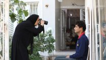 Iraklı kadın fotoğraf sanatçısı ilerlemiş yaşına rağmen mesleğini "aşkla" sürdürüyor
