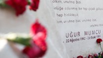Ölümünün 30. yılında gazeteci-yazar Uğur Mumcu mezarı başında anıldı