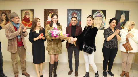 'Anadolu Kadınları' sergisi Kartal Belediyesi’nde açıldı 