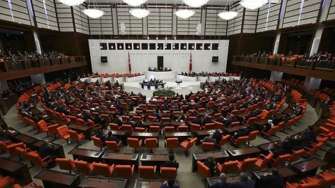 İYİ Parti'nin konut satın alan yabancılarla ilgili önerisi reddedildi