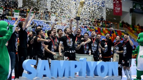 Beşiktaş Yurtbay Seramik, Türkiye kupanın sahibi oldu