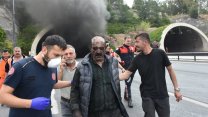 İzmir'deki Bayraklı Tüneli kapandı: TIR alev alev yandı!