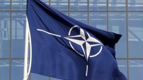 NATO, Kosova'ya ilave asker gönderiyor