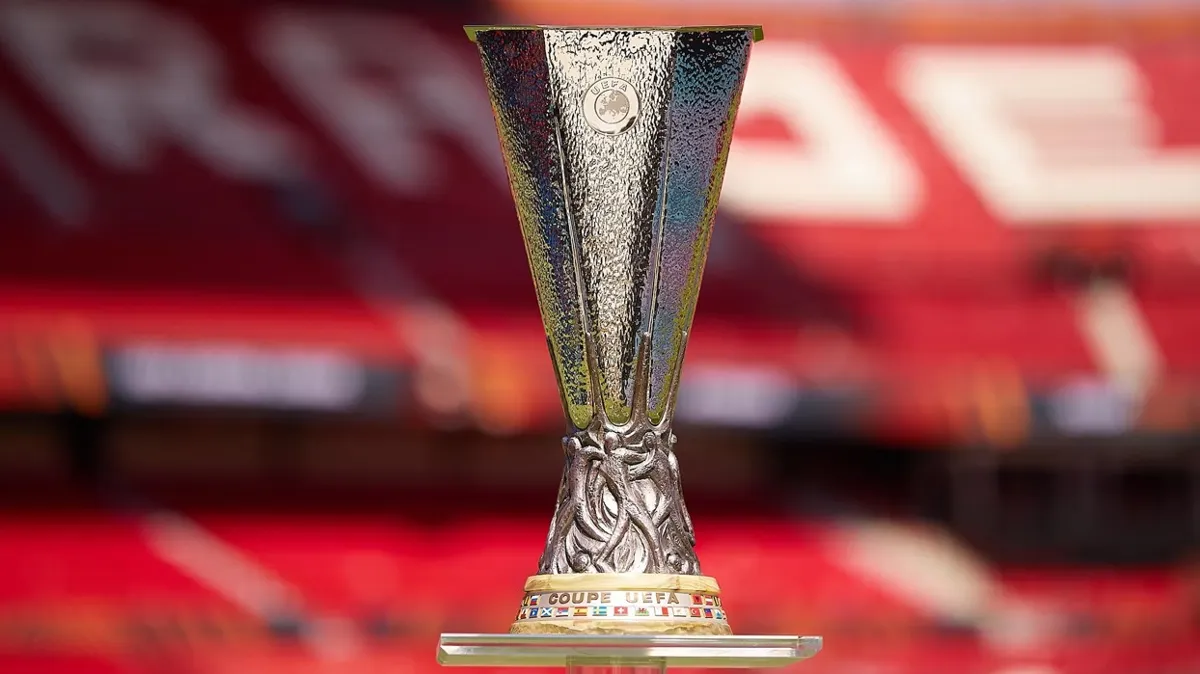 UEFA Avrupa Ligi'nde şampiyon bu akşam belli olacak: Sevilla mı, Roma mı?