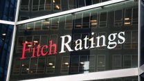 Fitch, "borç limiti" anlaşmasına rağmen ABD'nin kredi notunu negatif izlemede tutmayı sürdürüyor