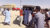 Pakistan kana bulandı: Bombalı intihar saldırısında 52 kişi hayatını kaybetti