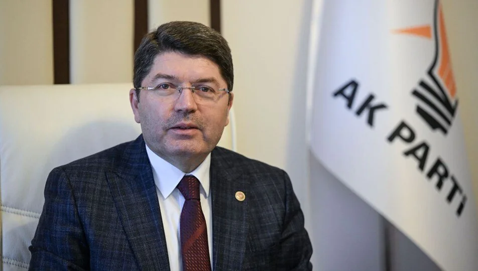 Adalet Bakanı Tunç'tan İBB'ye sert eleştiri: İstanbul'un kayıp yılları