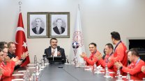 Down Sendromlu Futsal Milli Takımı, Milli Eğitim Bakanı Tekin'i ziyaret etti