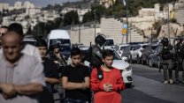 Mescid-i Aksa'da İsrail polisinin gölgesinde Cuma namazı kılındı