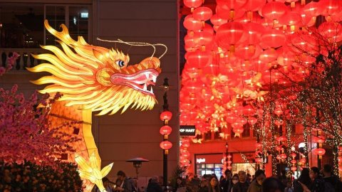 Çin, Ejderha Yılı’nı kutluyor