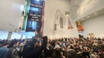 New York'ta Filistin destekçileri, Modern Sanat Müzesi'ni bastı