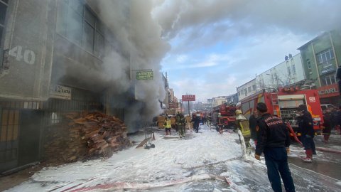Ankara’da ahşap torna atölyesinde çıkan yangın 4 saatte söndürüldü