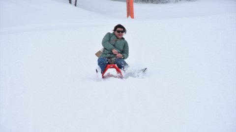 Kayak merkezlerine bahar gelmedi: Hakkari ve Palandöken'de kar kalınlığı hala 2 metrenin üzerinde!