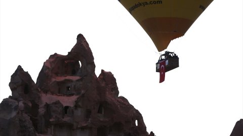 Kapadokya'da balon turlarına erteleme kararı!