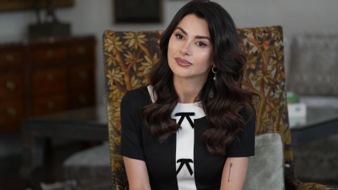 Ünlü oyuncu Nesrin Cavadzade yeni aşkıyla kameralara yakalandı