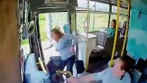 Kahreden acı haber: Kapısı açık otobüsten düşen kadın hayatını kaybetti!