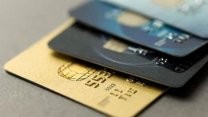 Önde gelen banka yöneticisinden dikkat çeken tavsiye: "Kredi kartlarına sınırlama getirilmeli"