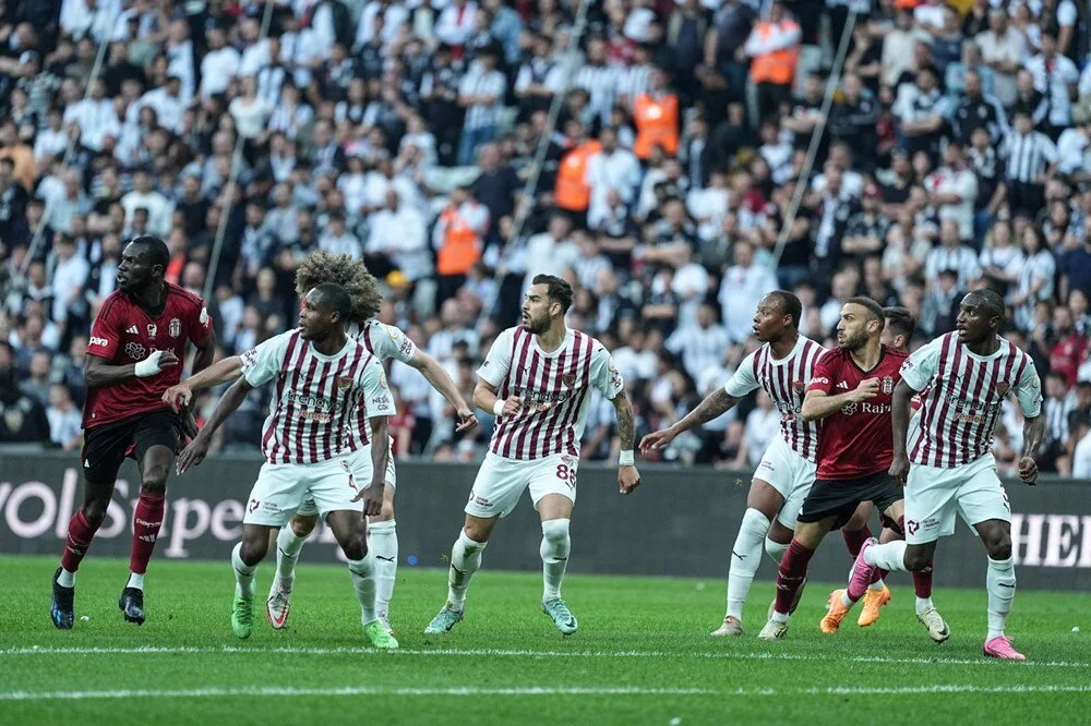 Beşiktaş uzatmalarda 1 puana razı oldu