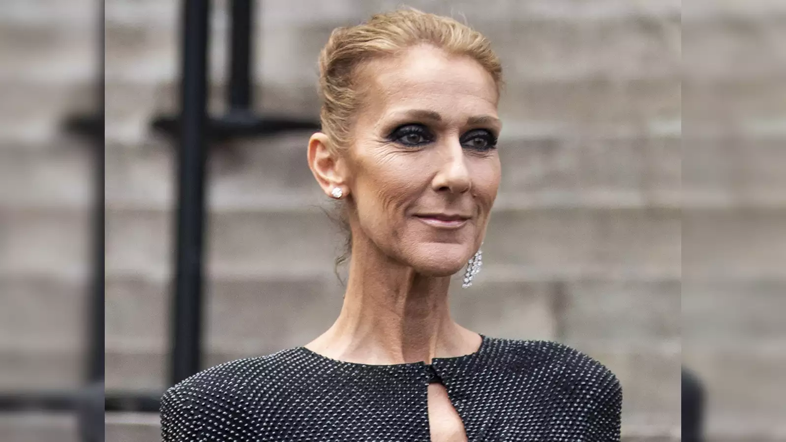 Dünyaca ünlü sanatçı Celine Dion hastalığını duyurdu